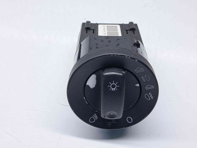 Bloc lumini Audi A4 (8EC, B7) [Fabr 2004-2008] 8E0941531