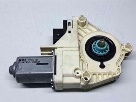 Motoras geam stanga fata Audi A6 Avant (4F5, C6) [Fabr 2005-2010] 4F0959801D