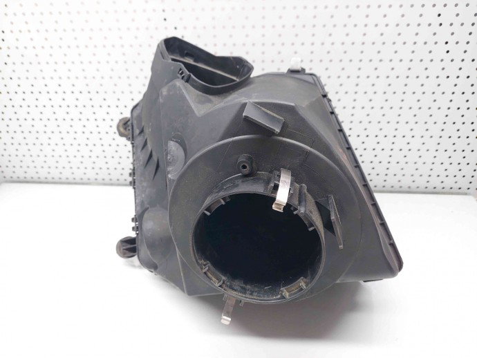 Carcasa filtru aer Audi A6 Avant (4F5, C6) [Fabr 2005-2010] 4F0133837BB 2.7 TDI BPP 