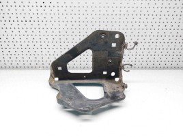 Suport aripa dreapta fata Audi A6 Avant (4F5, C6) [Fabr 2005-2010] 4F0821136A