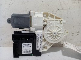 Motoras macara dreapta fata Audi A3 2.0 BKD 8P0959801H 2003-2012