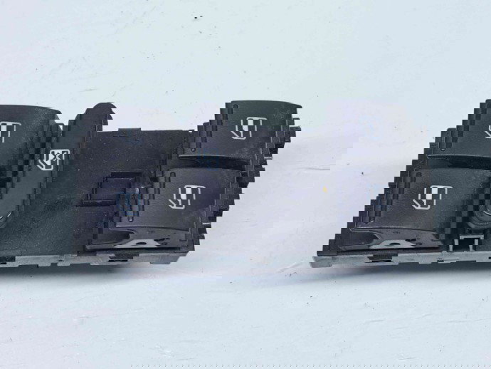 Butoane comanda geamuri sofer Seat Leon (1P1) [Fabr 2005-2011] 1K4959857B