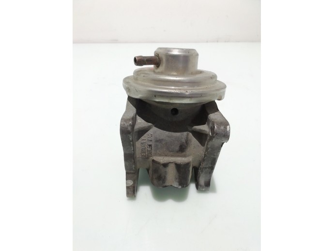 Supapa EGR Skoda Octavia 2 1.9 BXE 038121637D