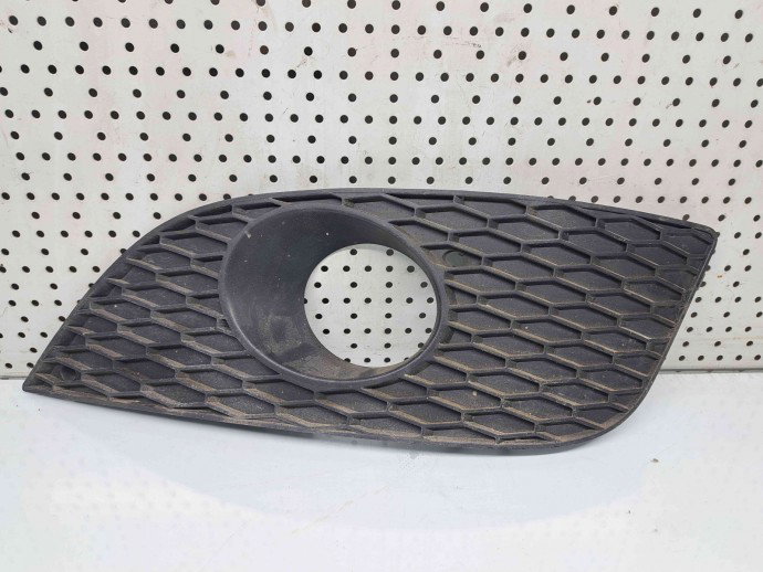 Grila proiector stanga Seat Leon (1P1) [Fabr 2005-2011] 1P0853665G