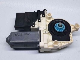 Motoras geam dreapta spate Seat Leon (1P1) [Fabr 2005-2011] 1K0959704AF / 973624