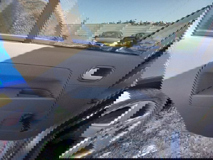 Tapiterie usa stanga spate Ford Fusion 1.6 Benz OEM 2002-2012