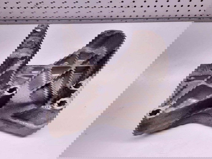 Suport motor Renault Megane 3 Combi [Fabr 2008-2015] 8200739777 1.5 DCI K9K