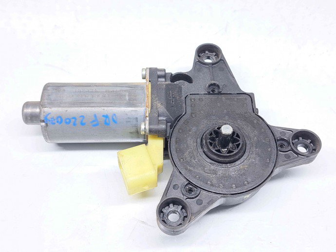 Motoras geam dreapta fata Mercedes Vito Autobus (W639) [Fabr 2003-prezent] 0130821940