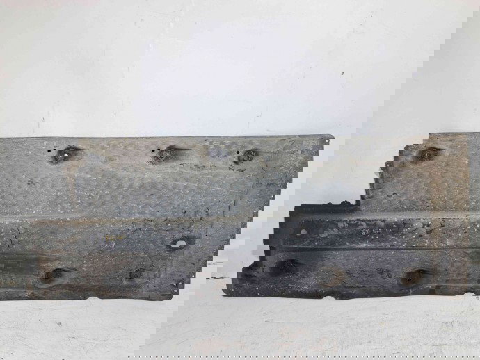 Scut lateral stanga Seat Leon (1P1) [Fabr 2005-2011] 1K0825211E