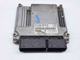 Calculator motor ECU Mercedes Vito Autobus (W639) [Fabr 2003-prezent] A6461530791 / 0281011792
