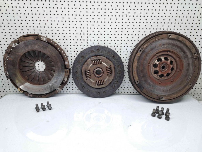 Kit ambreiaj volanta masa dubla Mercedes Vito Autobus (W639) [Fabr 2003-prezent] OEM 2.2 CDI 646982 80KW / 109CP