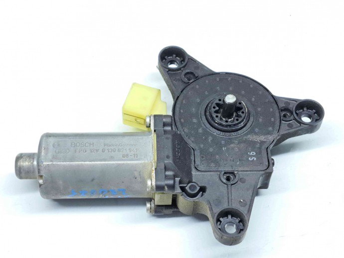 Motoras geam stanga fata Mercedes Vito Autobus (W639) [Fabr 2003-prezent] 0130821941