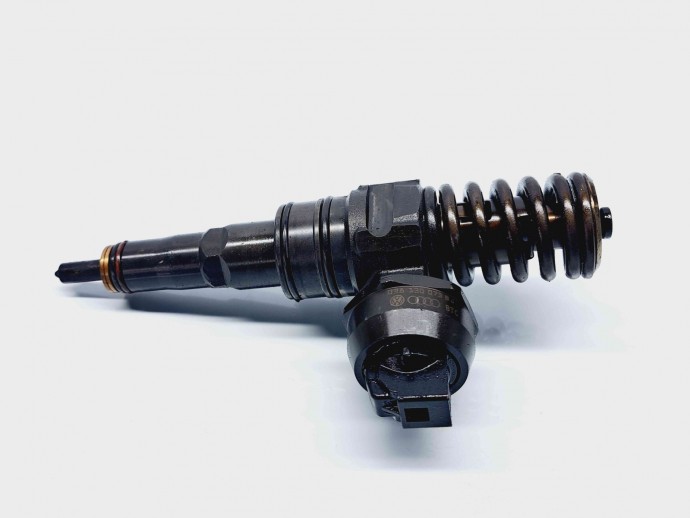 Injector Audi A4 Cabriolet (8H7, B7) [Fabr 2002-2009] 038130073BJ 2.0 TDI BPW 103KW / 140CP  