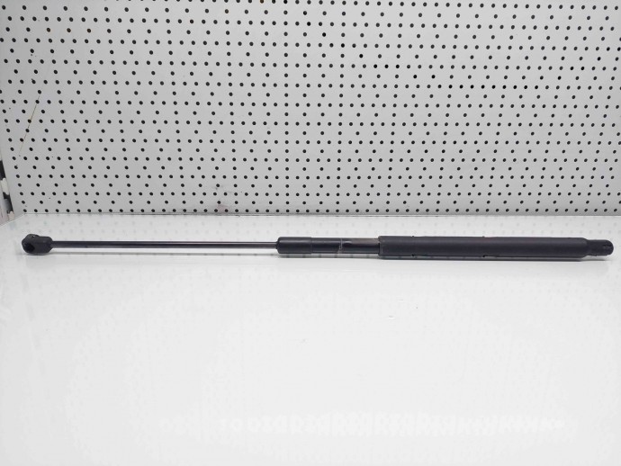 Amortizor capota Mercedes Clasa ML (W164) [Fabr 2005-2012] A1648800129