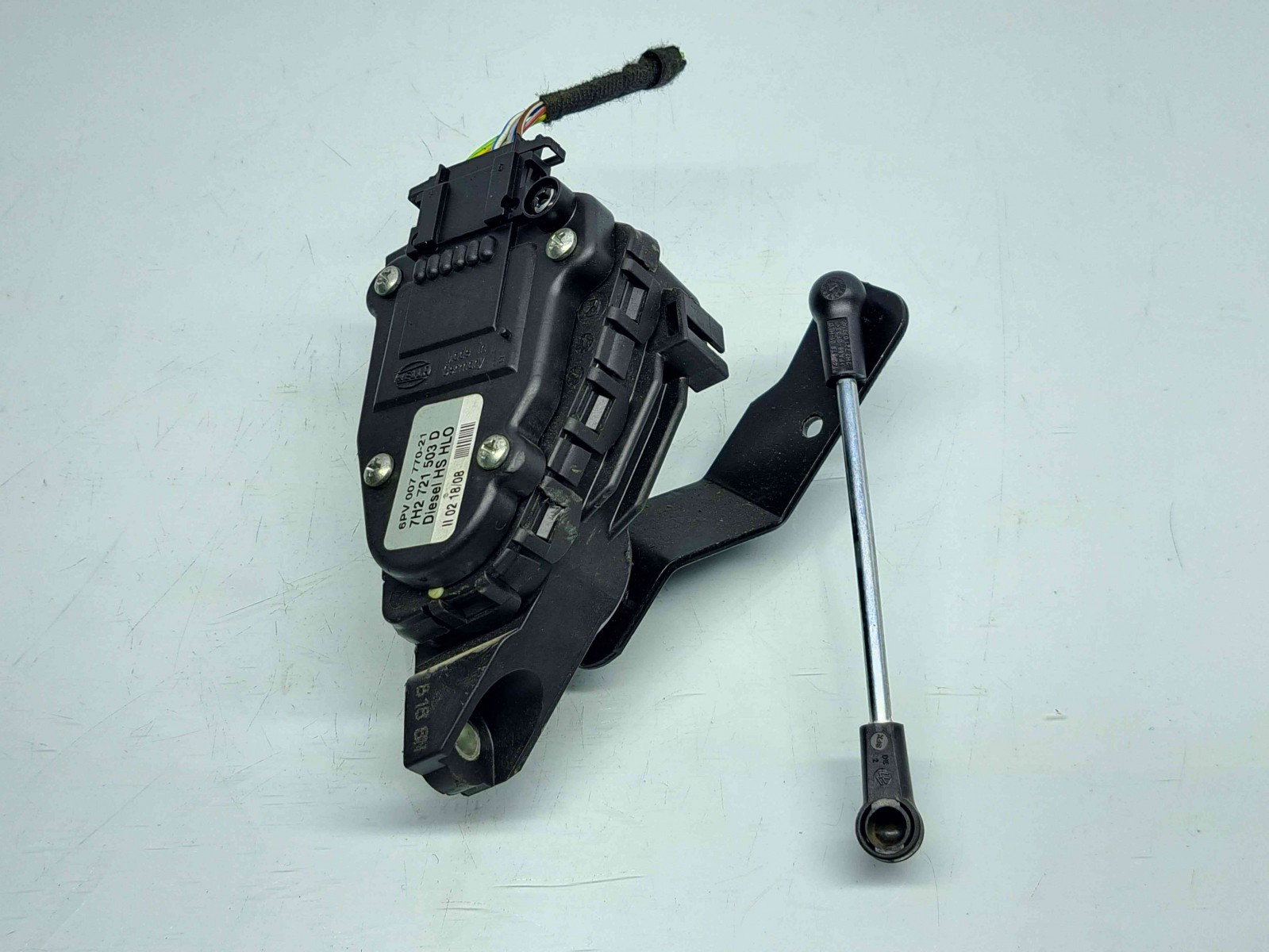 Senzor acceleratie Volkswagen Transporter 5 (7HB, 7HJ) [Fabr 2004-2013] 7H2721503D