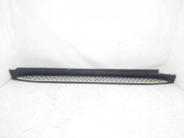 Prag lateral dreapta Mercedes Clasa ML (W164) [Fabr 2005-2012] 197 OBSIDIANSCHWARZ