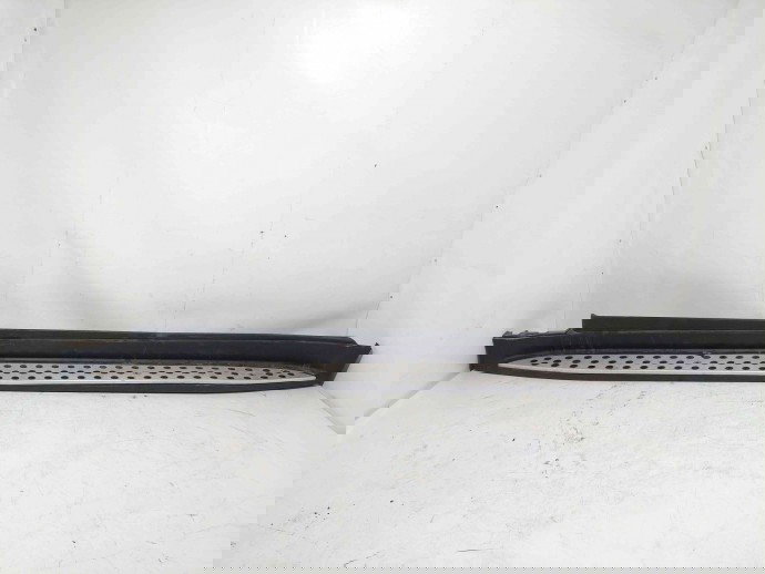 Prag lateral stanga Mercedes Clasa ML (W164) [Fabr 2005-2012] 197 OBSIDIANSCHWARZ