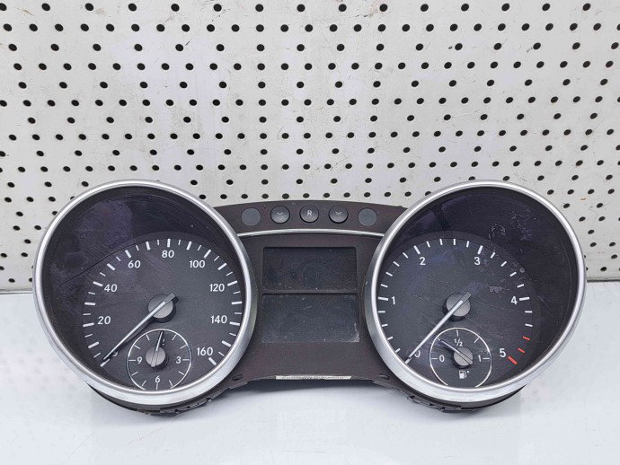 Ceas bord Mercedes Clasa ML (W164) [Fabr 2005-2012] A1645409047