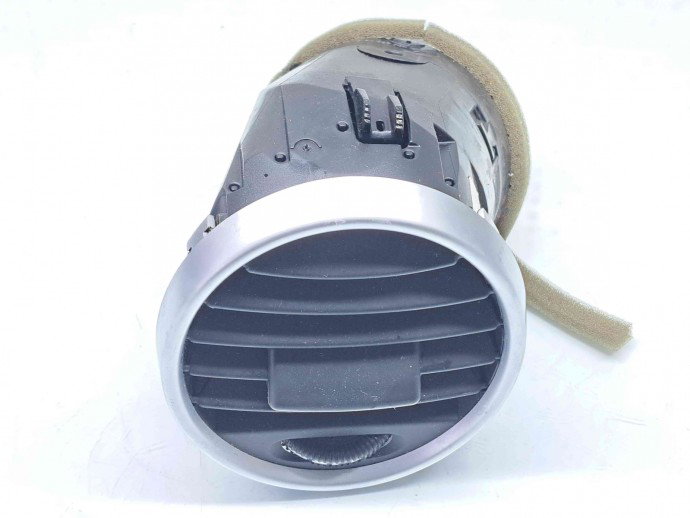 Grila aerisire stanga Mercedes Clasa ML (W164) [Fabr 2005-2012] A1648301954