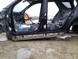 Prag lateral stanga Mercedes Clasa ML (W164) [Fabr 2005-2012] OEM