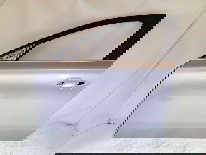 Usa stanga fata Audi A8 (4H) [Fabr 2010-2017] LZ7G