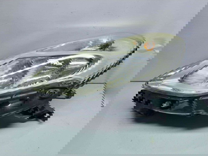  Far stanga Renault Clio 3 [Fabr 2005-2012] 8200775852