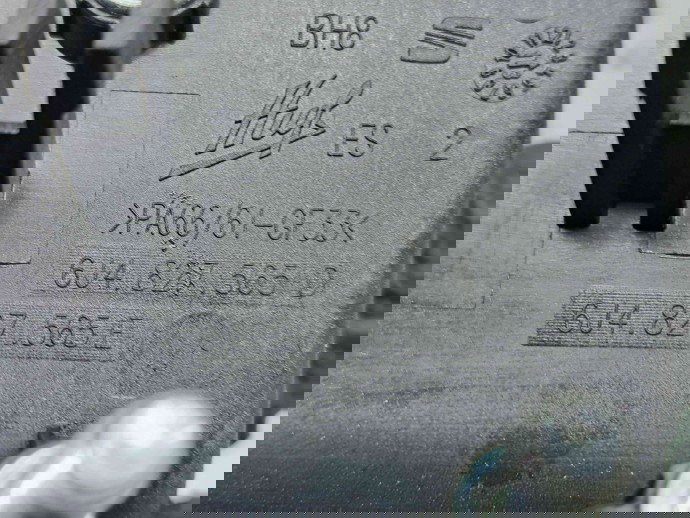  Buton deschidere haion Seat Ibiza 5 Sportcoupe (6J1) [Fabr 2008-2017] 6J4827565D