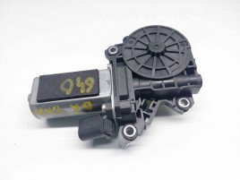 Motoras Softclose dreapta fata Audi A8 (4H) [Fabr 2010-2017] 4F0837060
