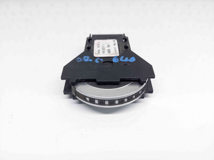 Buton reglaj ventilatie dreapta fata centru Audi A8 (4H) [Fabr 2010-2017] 4H0820911C