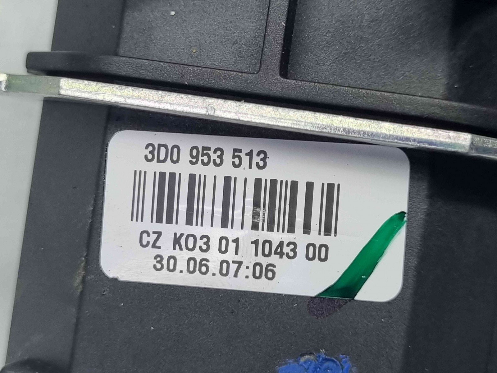 Maneta semnalizare Volkswagen Touareg (7LA, 7L6) [Fabr 2003-2010] 3D0953513 - imagine 2