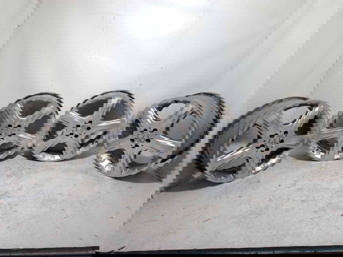 Set jante aliaj Mercedes Clasa ML (W164) [Fabr 2005-2012] 5X112 / R 19