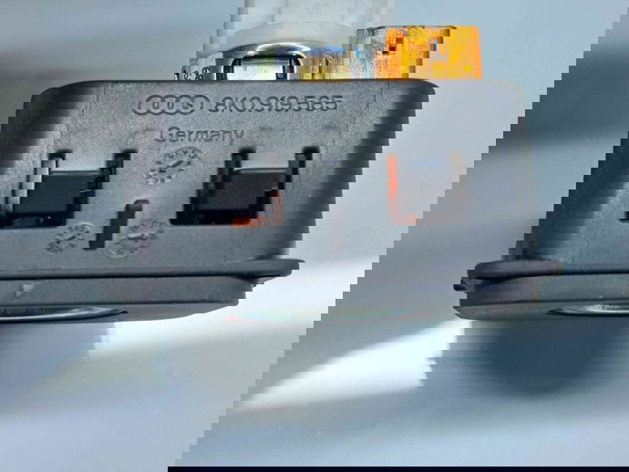  Bricheta Audi A4 (8K5, B8) Avant [Fabr 2008-2015] 8K0919565