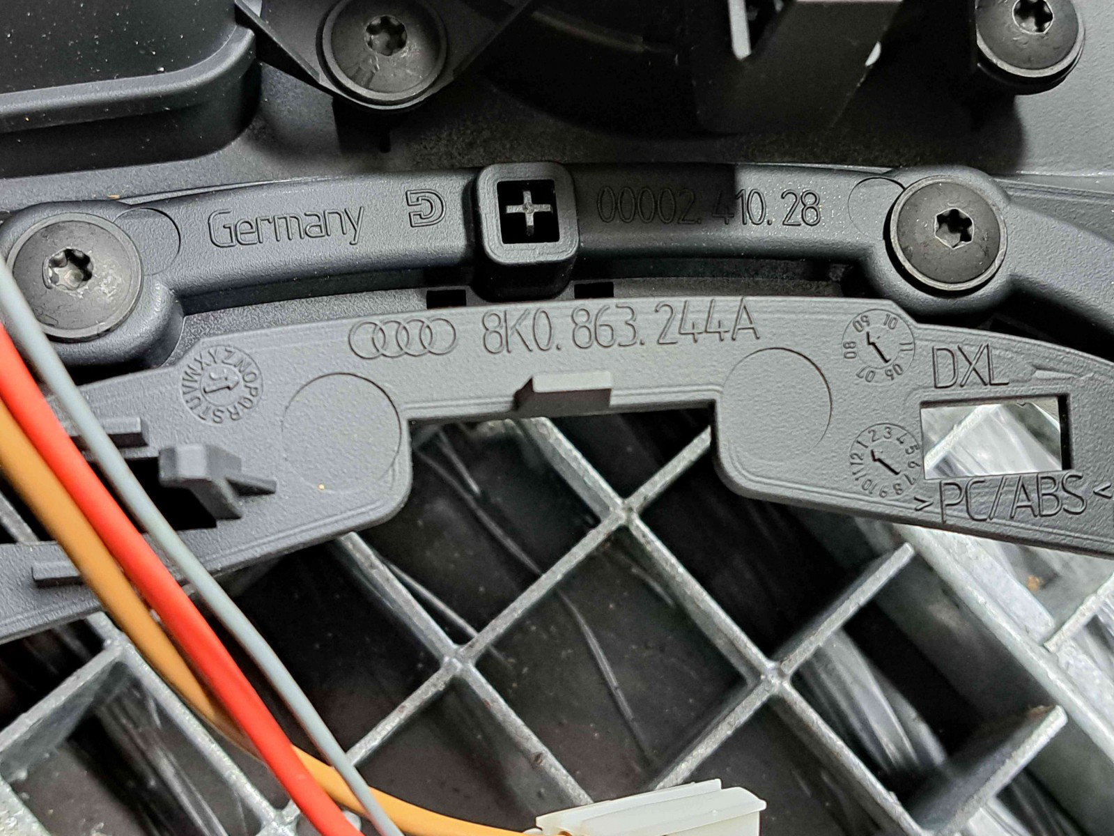 Consola centrala Audi A4 (8K5, B8) Avant [Fabr 2008-2015] 8K0863244A - imagine 4