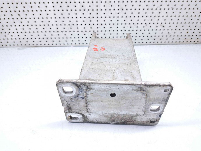 Cap lonjeron dreapta Audi A4 (8K5, B8) Avant [Fabr 2008-2015] 8K0807134C