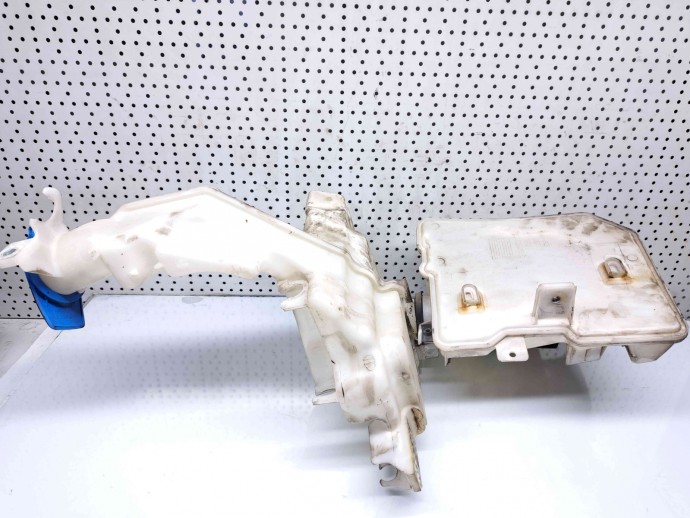 Vas lichid parbriz Volkswagen Passat B6 Variant (3C5) [Fabr 2005-2010] 3C0955453