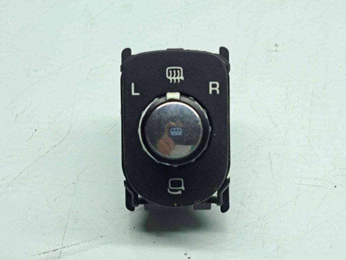  Buton reglaj oglinzi Volkswagen Touareg (7LA, 7L6) [Fabr 2003-2010] 7L6959565J
