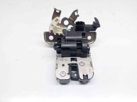 Broasca capota spate Audi A8 (4H) [Fabr 2010-2017] 4H0827505A