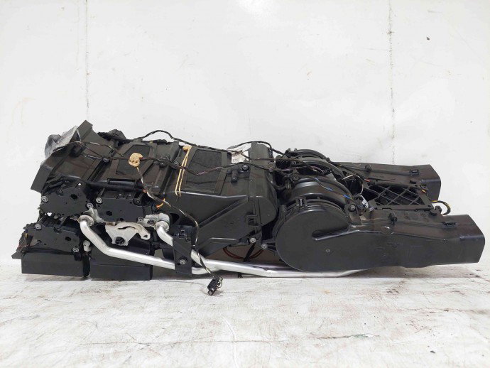 Carcasa coloana aeroterma Audi A8 (4H) [Fabr 2010-2017] 4H0820004C