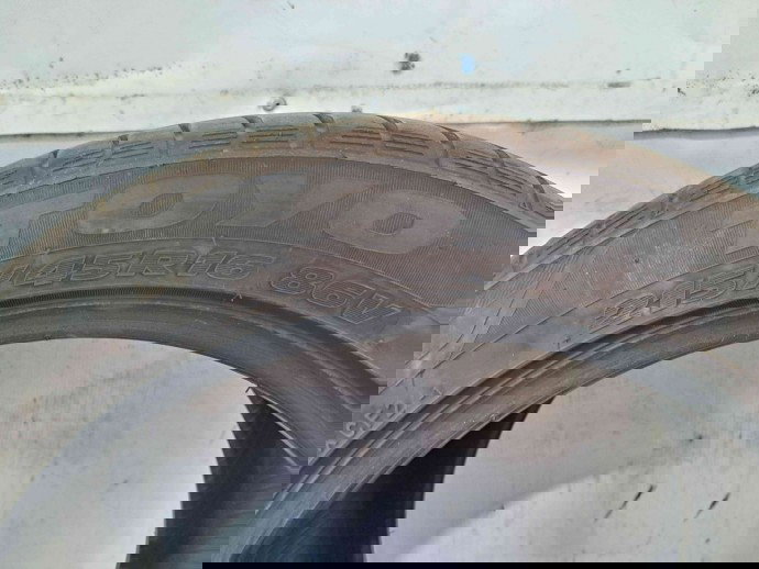 Anvelopa Vara TOYO PROXES CF2 215/45/R16