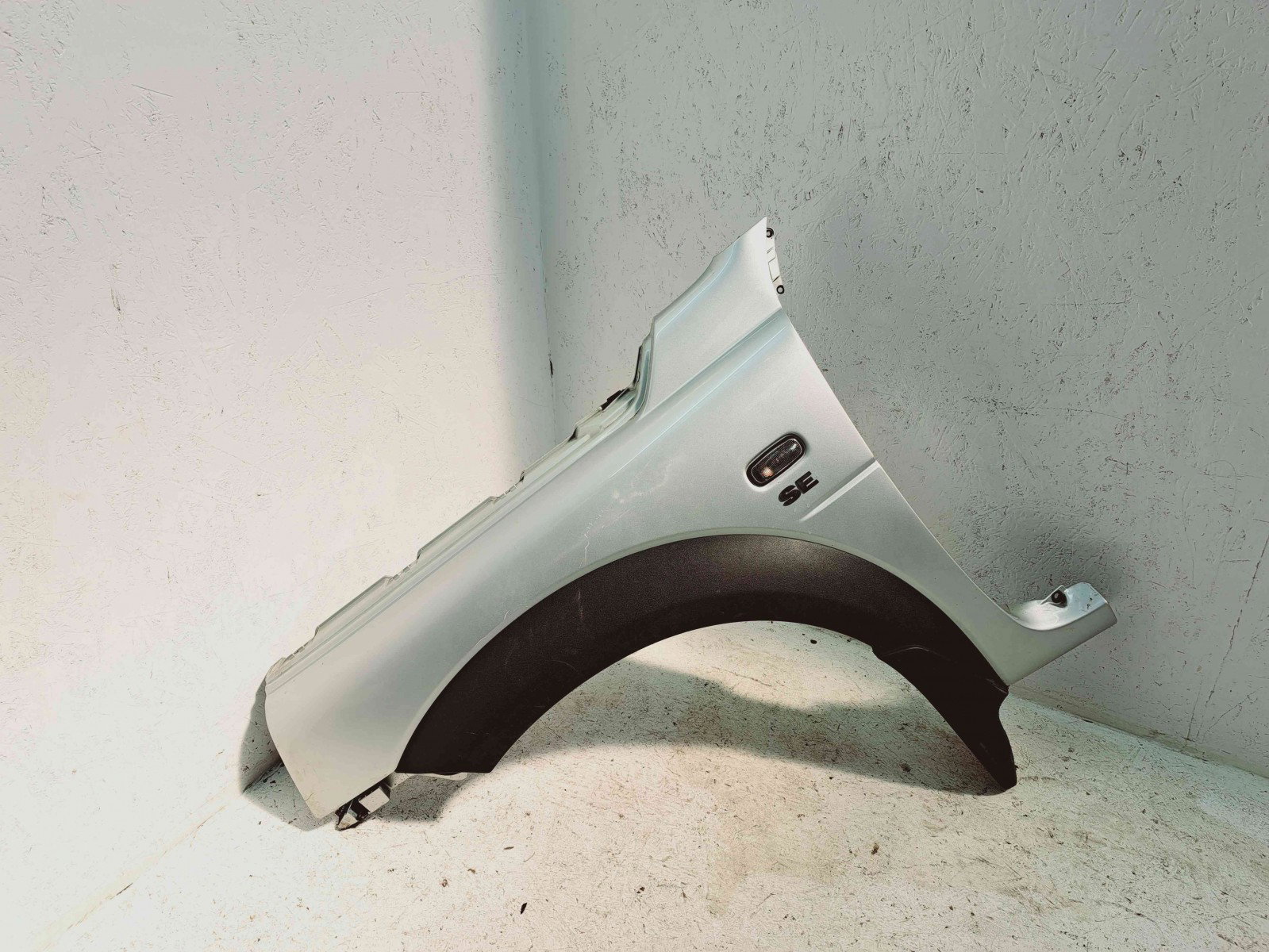 Aripa stanga fata LAND ROVER Freelander (LN) [Fabr 1998-2006] Zambezi Silver - imagine 1