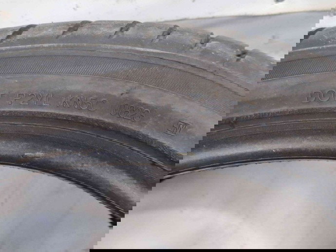 Anvelopa Vara DELINTE DS7 SPORT 255 / 35 / R19