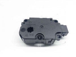 Motoras clapeta aeroterma bord Audi A8 (4H) [Fabr 2010-2017] ZBAT0045D09