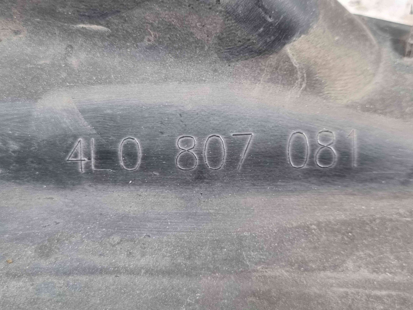 Capac trager Audi Q7 (4LB) [ Fabr 2006-2014] 4L0807081 - imagine 6