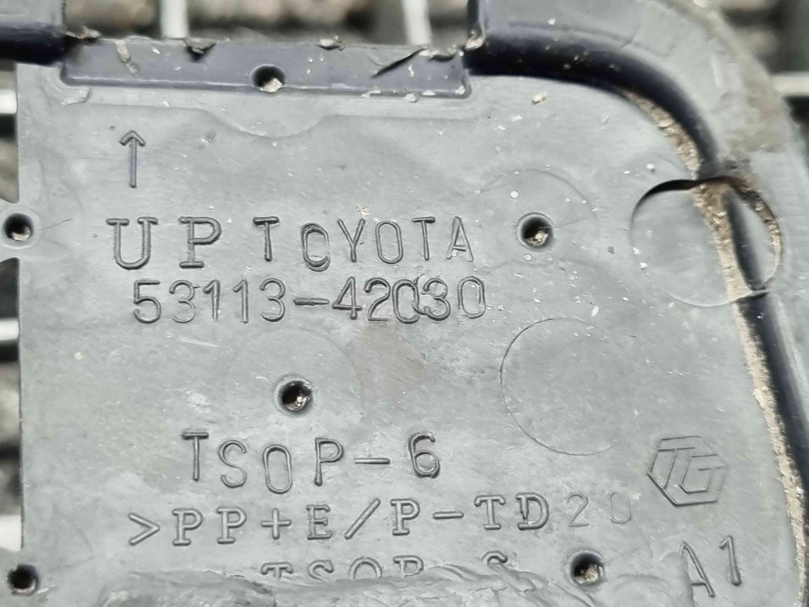 Grila bara fata Toyota Rav 4 III (ACA3, ACE, ALA3, GSA3, ZSA3) [Fabr 2005-2013] 53113-42030 - imagine 3