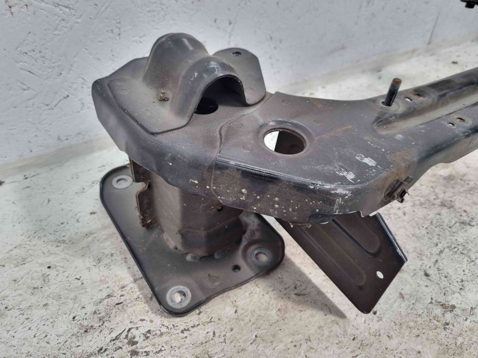 Armatura bara fata Citroen C-Crosser [Fabr 2007-2012] OEM - imagine 4