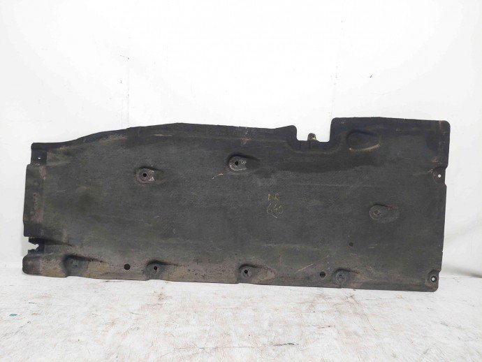 Scut lateral dreapta Audi A8 (4H) [Fabr 2010-2017] OEM
