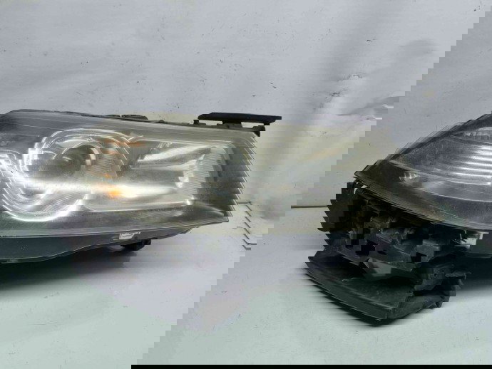  Far dreapta Renault Megane 2 Coupe-Cabriolet [Fabr 2002-2008] 8200648011D