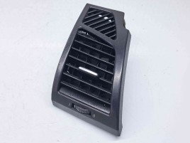 Grila aerisire dreapta Bmw 1 (E81, E87) [Fabr 2004-2010] 7059188