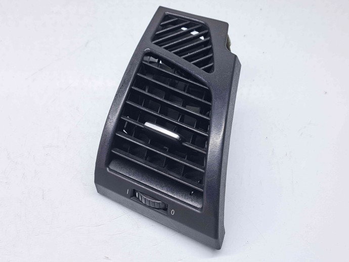 Grila aerisire dreapta Bmw 1 (E81, E87) [Fabr 2004-2010] 7059188