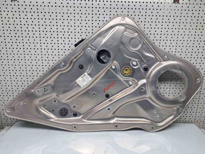 Macara electrica geam stanga spate Mercedes Clasa C (W204) [Fabr 2007-2014] A2047300379